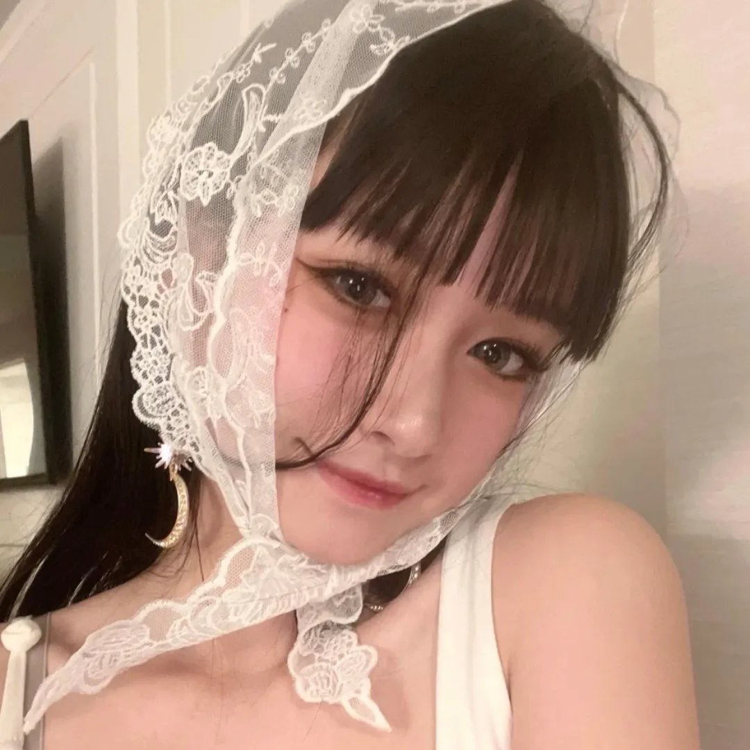 染成茜色的坂道